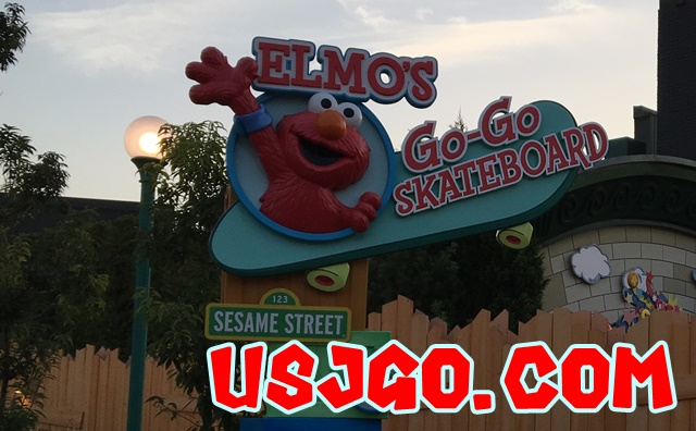 USJ エルモのゴーゴー・スケートボード