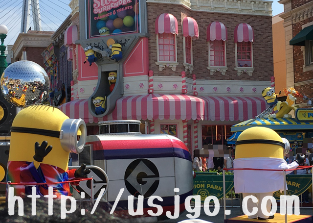 usj　ミニオンハチャメチャタイム　ミニオンの後ろ姿