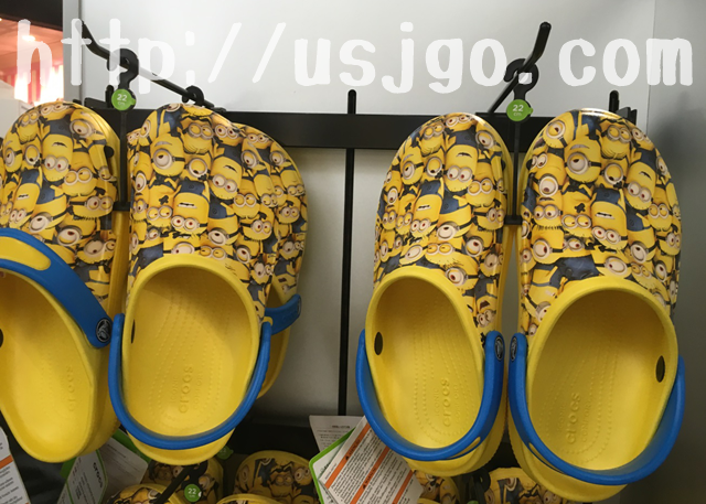usj　ミニオンパーク　グッズ　クロックス