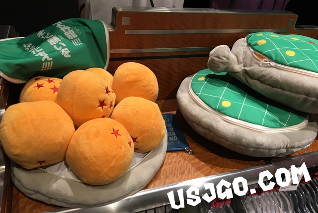 USJ ドラゴンレーダークッション