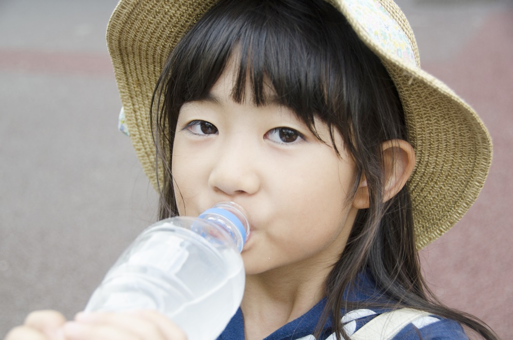 帽子を被った女の子