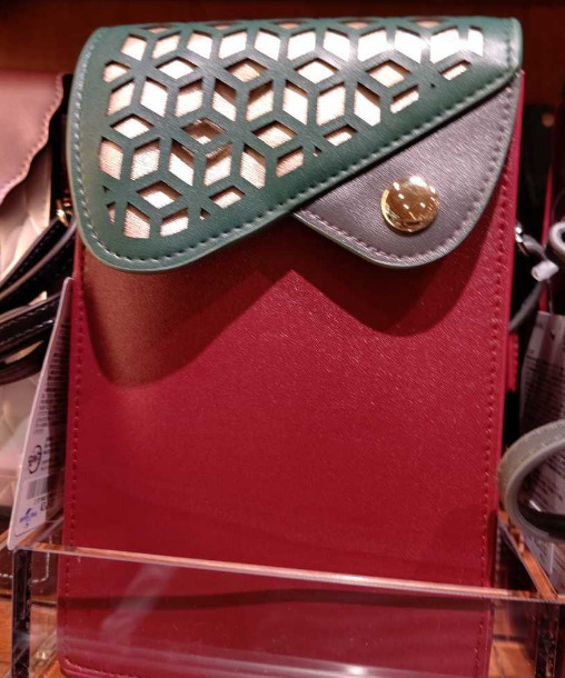 ショルダーバック