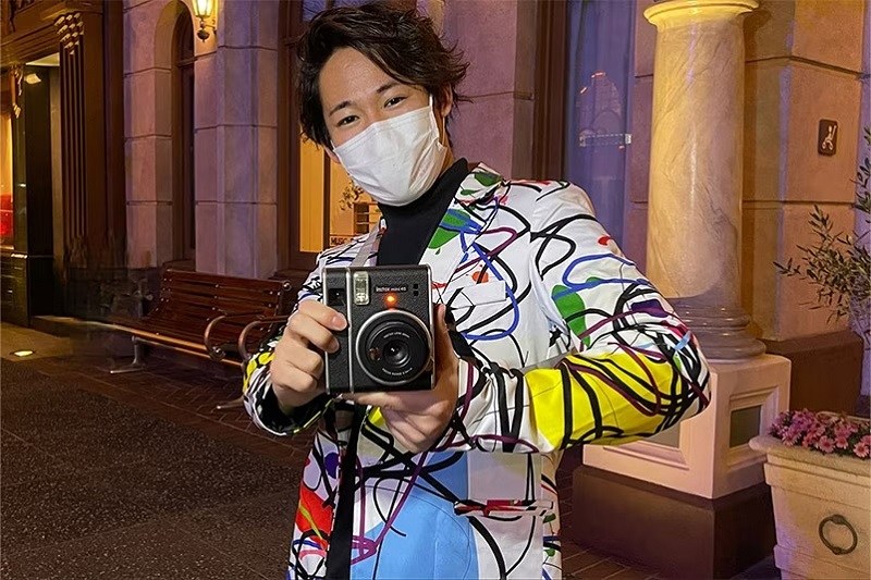 チェキカメラマン