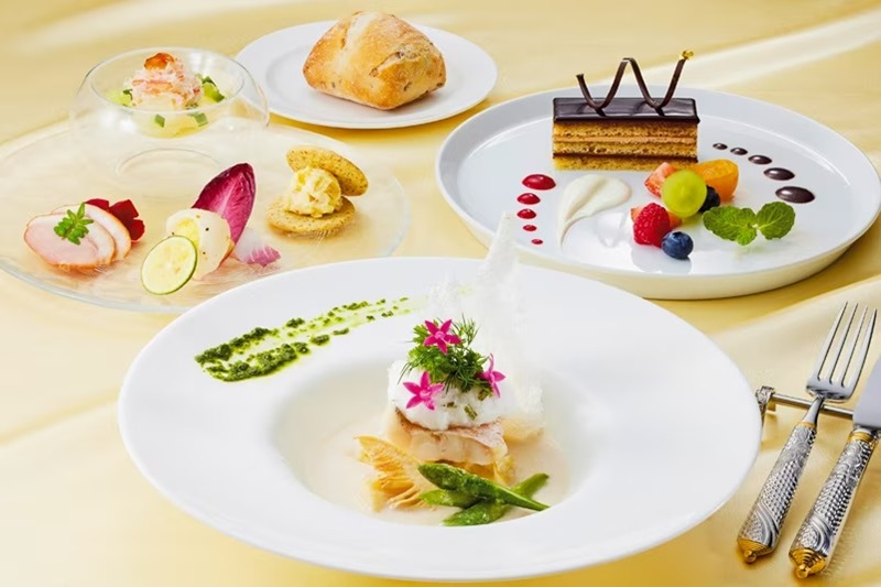 「ブルー・ハーモニー」スペシャルコース(魚)